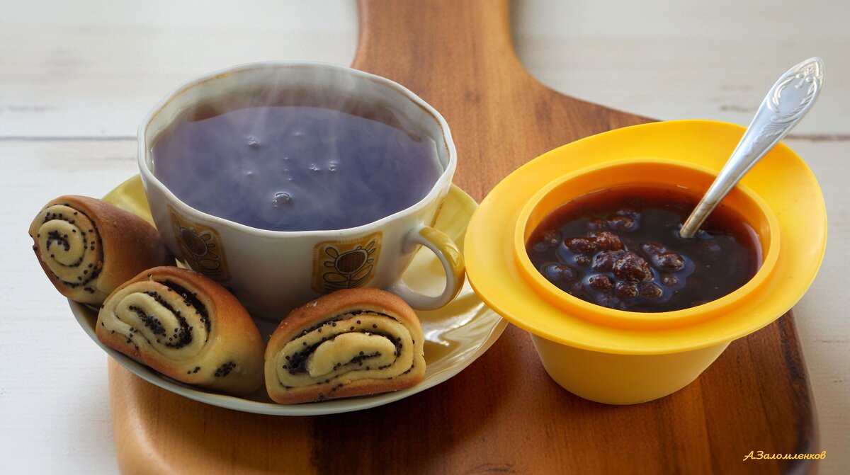 И чай с малиновым вареньем согреет нас в промозглый день! :-) - Андрей Заломленков