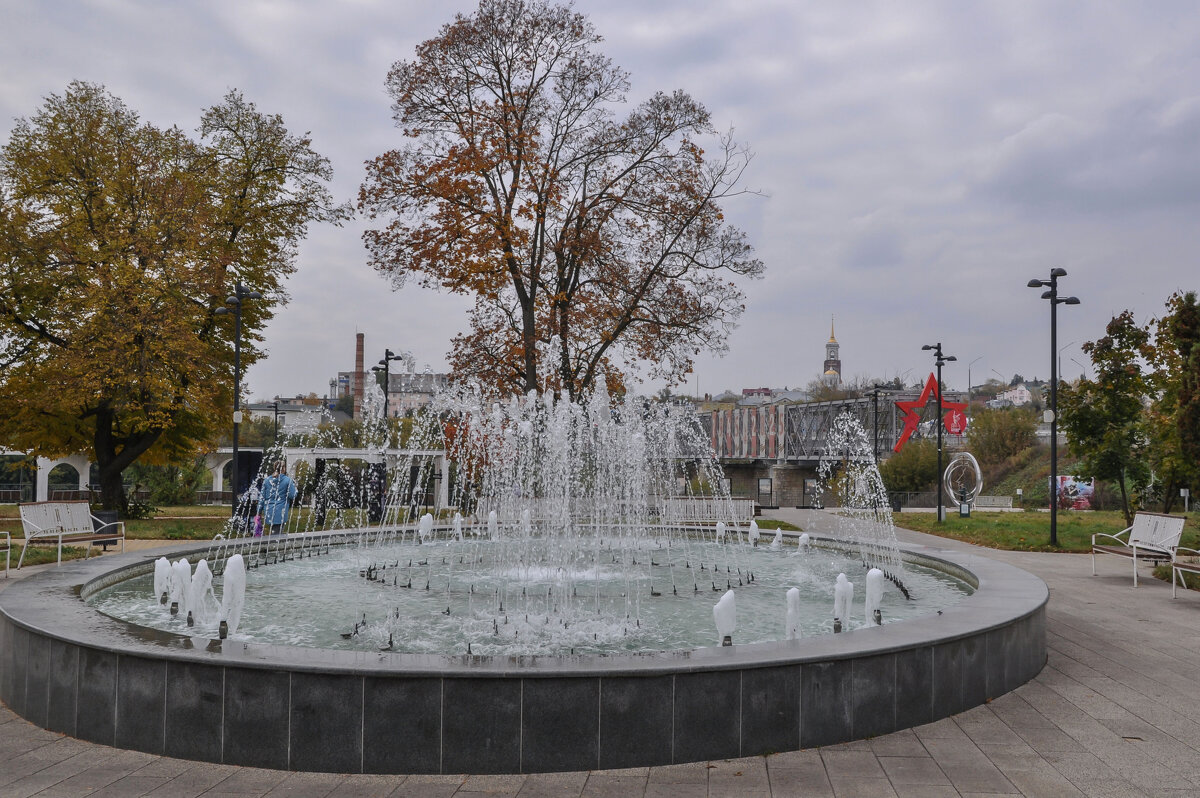 Светомузыкальный фонтан в сквере имени А.С. Пушкина в Ельце - Татьяна Машошина