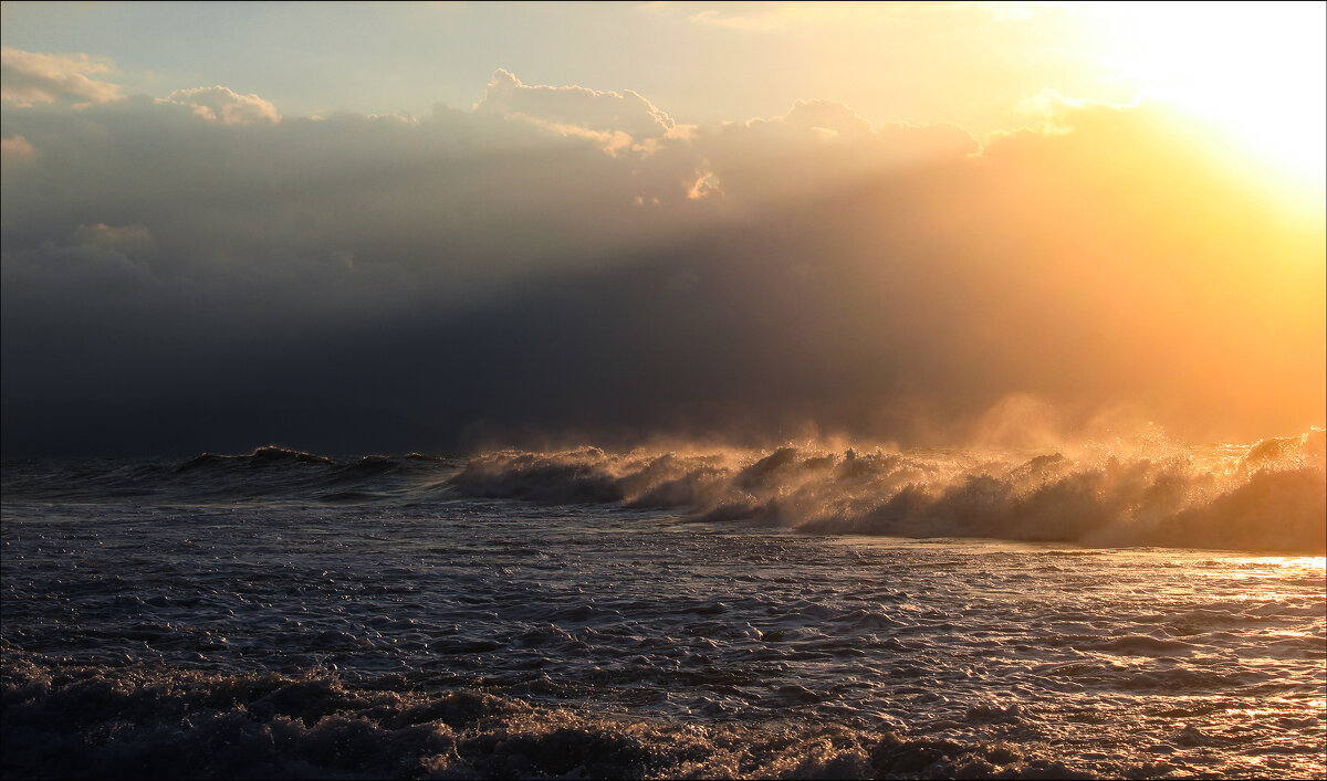 Шторм. - Александр 