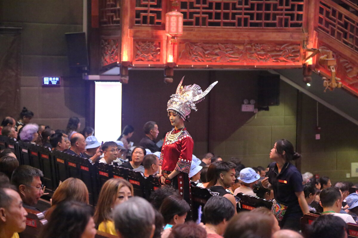 в театре - Andrey Bragin 