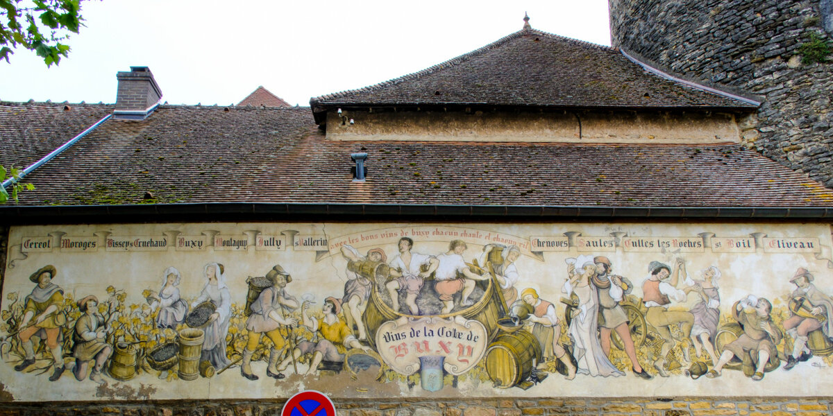 На фасаде ресторана - Георгий А На фасаде ресторана - Георгий А