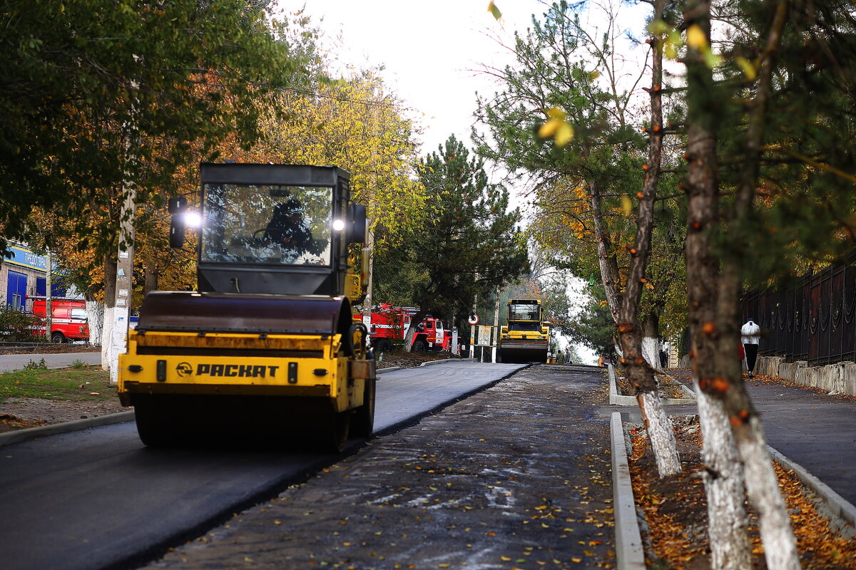 Вперёд и с песней! - Юрий Гайворонскiий