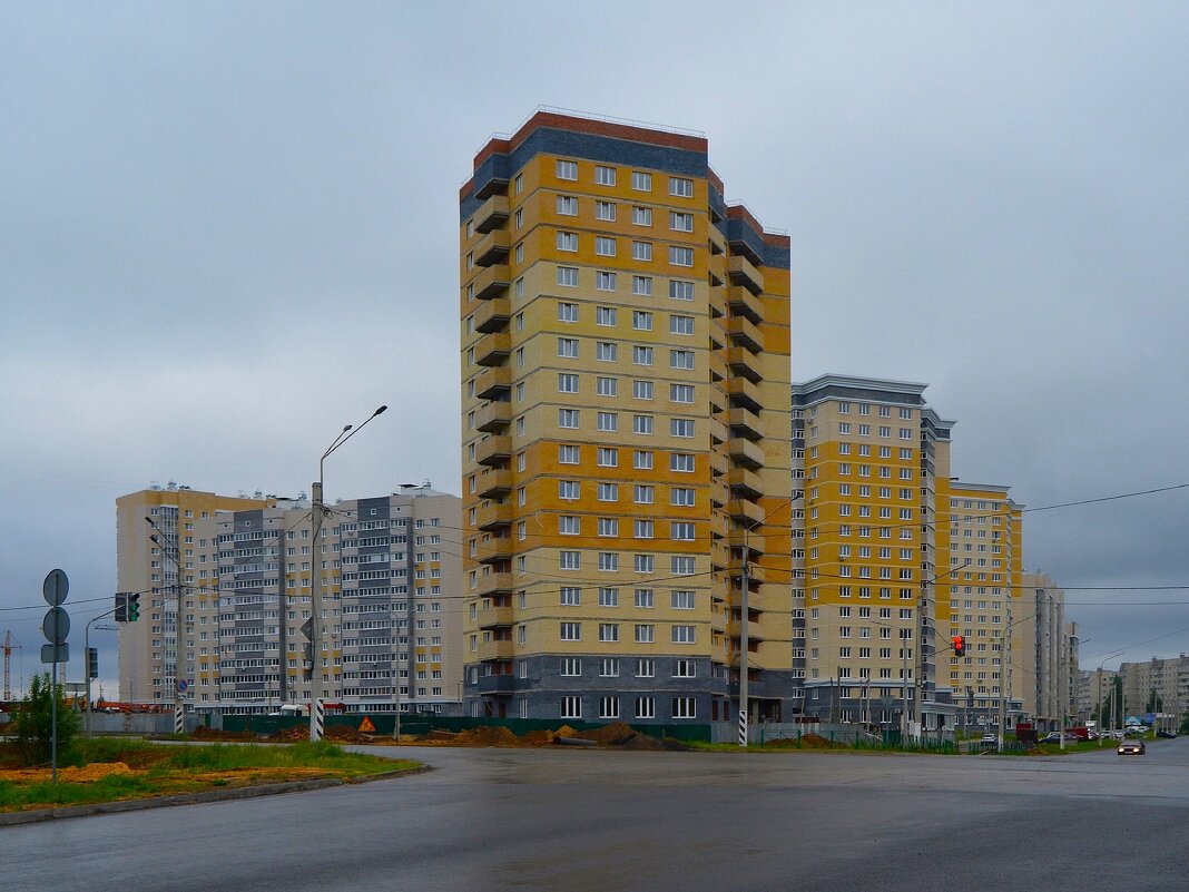 Новочебоксарск. Дом по ул. Воинов Интернационалистов 26. - Пётр Чернега