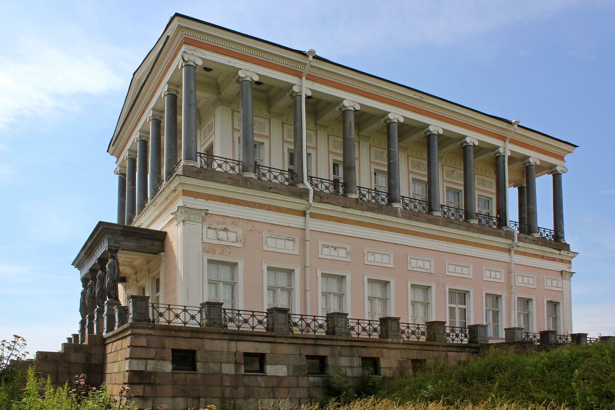 Величественное здание - Владимир Соколов (svladmir)