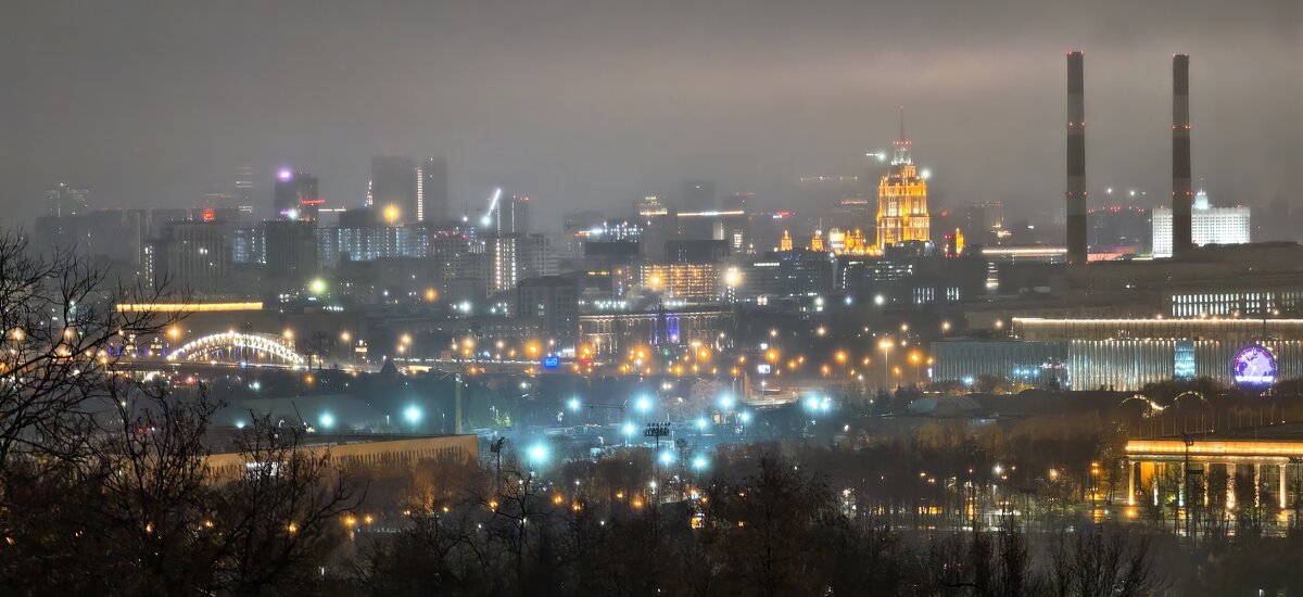 Ночная Москва с Воробьевых гор - <<< Наташа >>> Ночная Москва с Воробьевых гор - <<< Наташа >>>