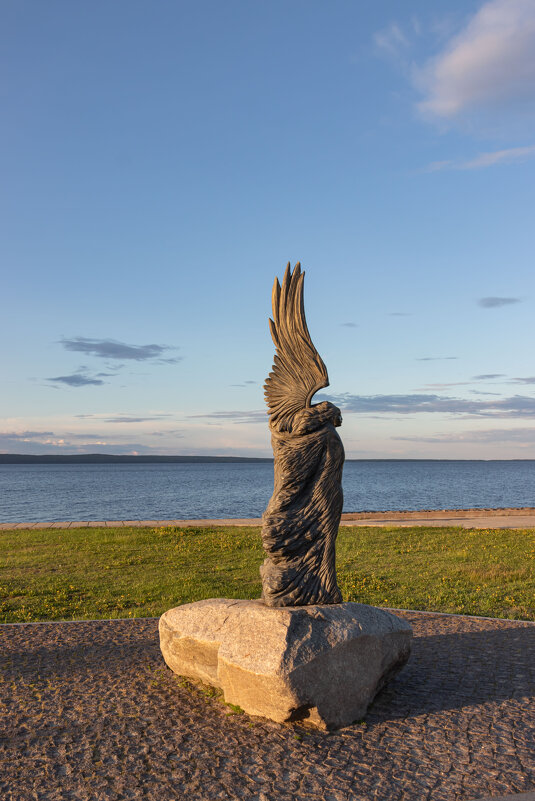 на набережной - navalon M