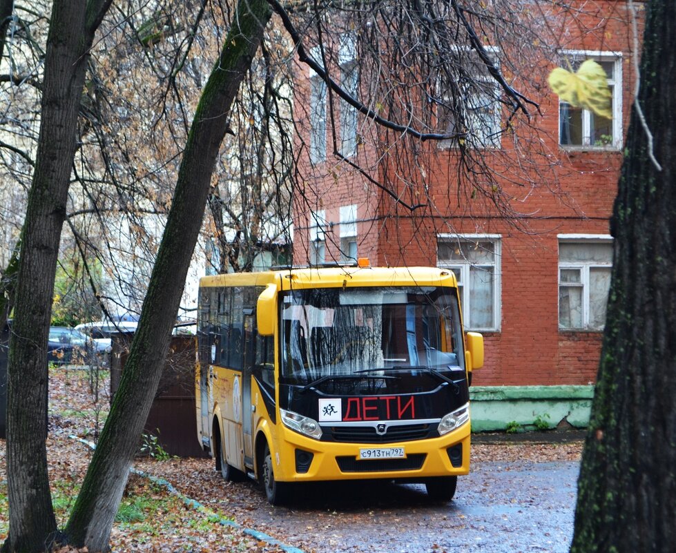 Школьник) - Олег Ховренков