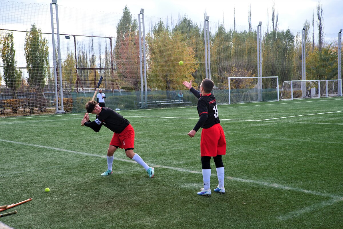 Чемпионат Росси по русской лапте. Ст. юноши - Аркадий Баринов