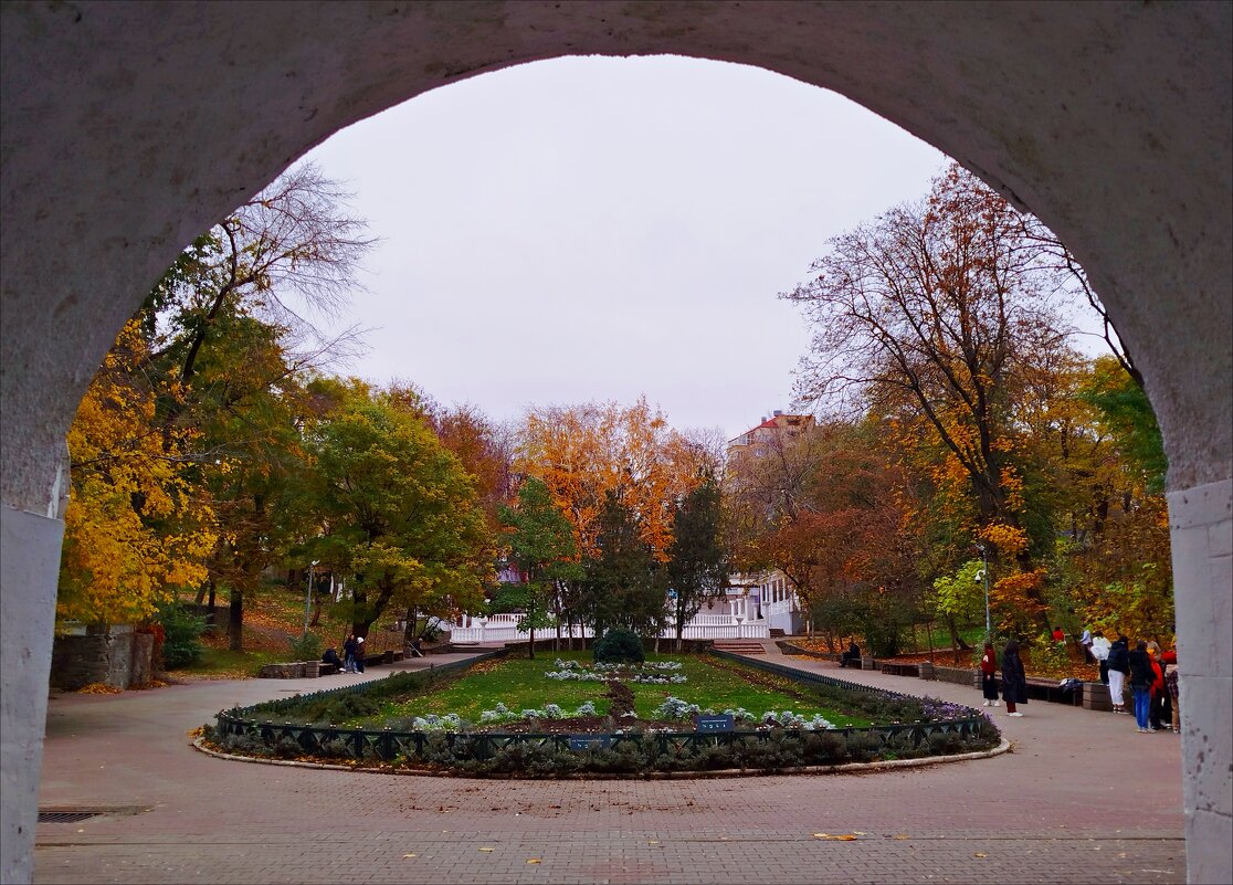 Вид из арки моста! - Надежда 