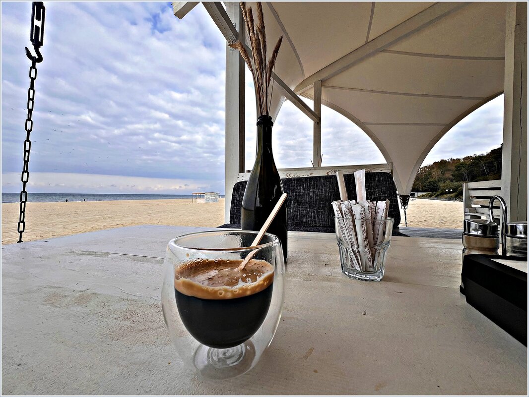 Перекус в Песке. - Валерия Комова Перекус в Песке. - Валерия Комова