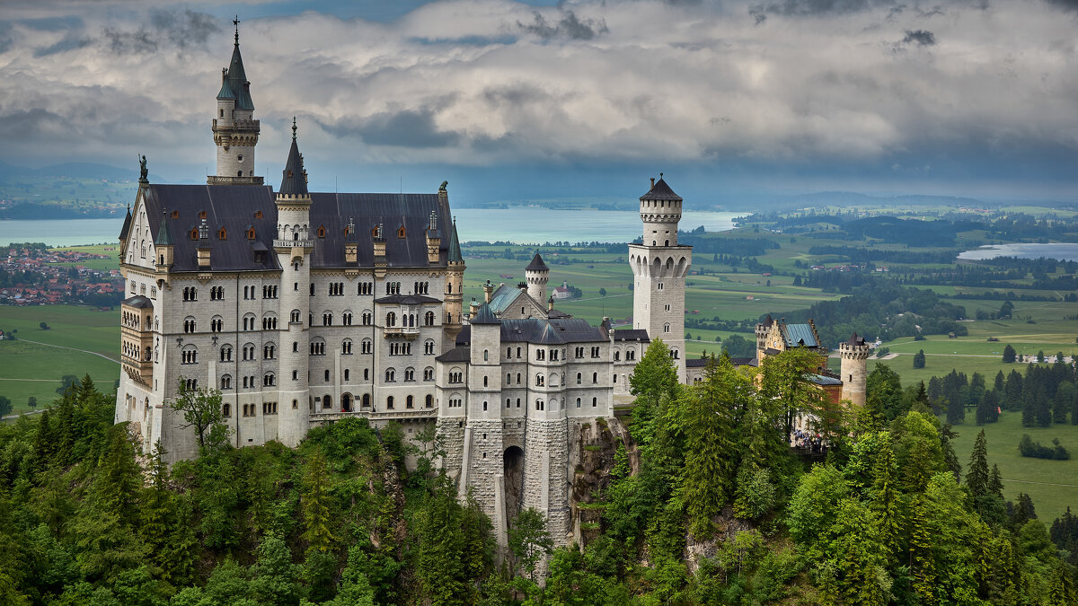 Schloss Neuschwanstein... - Dmitriy Dikikh