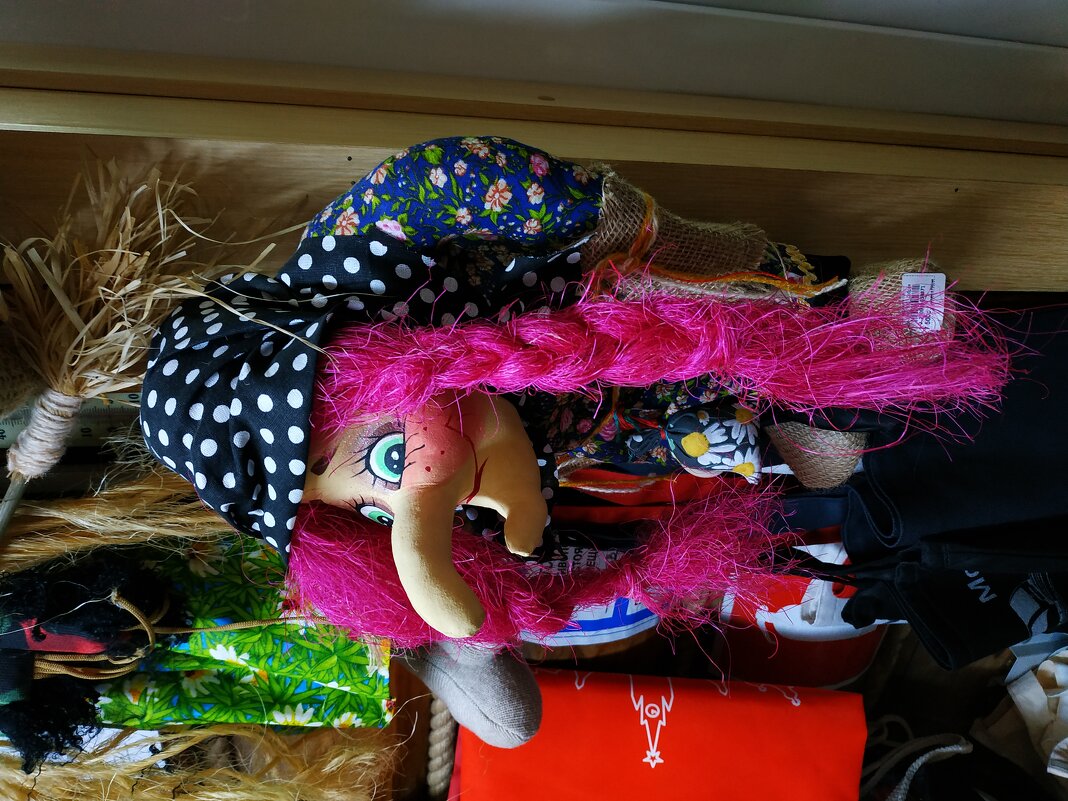 Улыбайтесь,  друзья! - Андрей Лукьянов