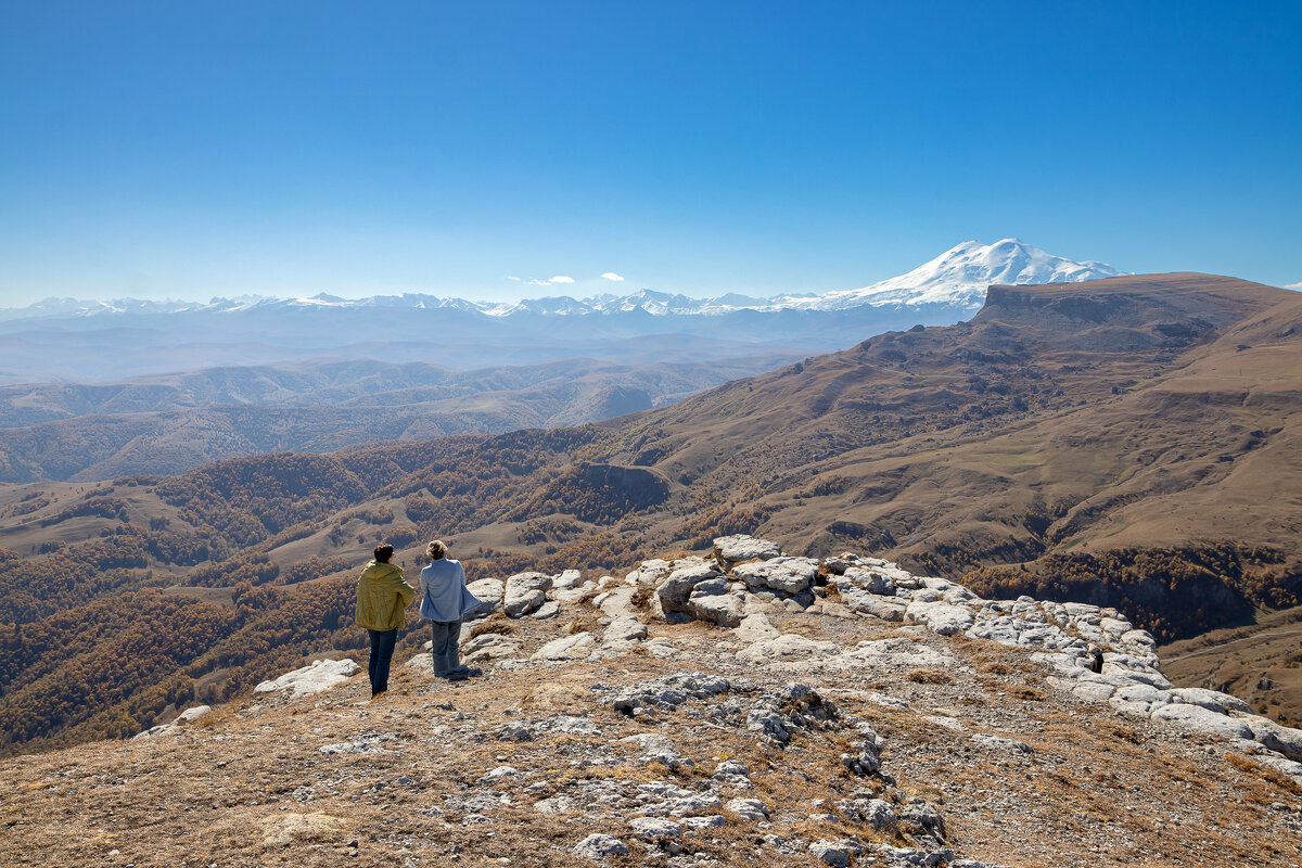Вид на гору Эльбрус. - Андрей Дурапов