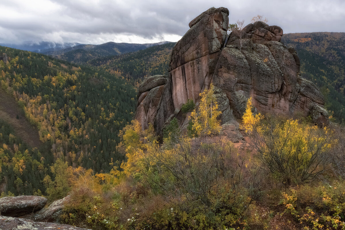 Скала Могол, часть массива Такмак - Марина Фомина.