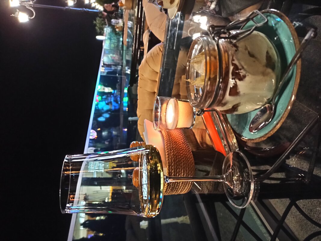 Вечерняя прогулка по Ялте. - Галина Вечерняя прогулка по Ялте. - Галина