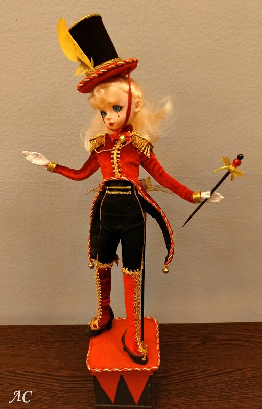 Экспонаты выставки - Любовь Сахарова