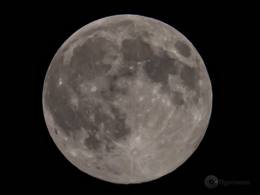 Суперлуние 5 ноября 2025 - Игорь Волков