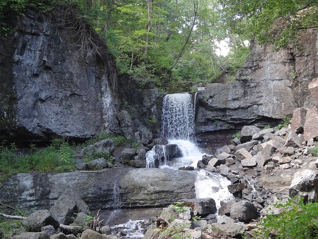 Водопад "Сказка" - Лидия Бусурина