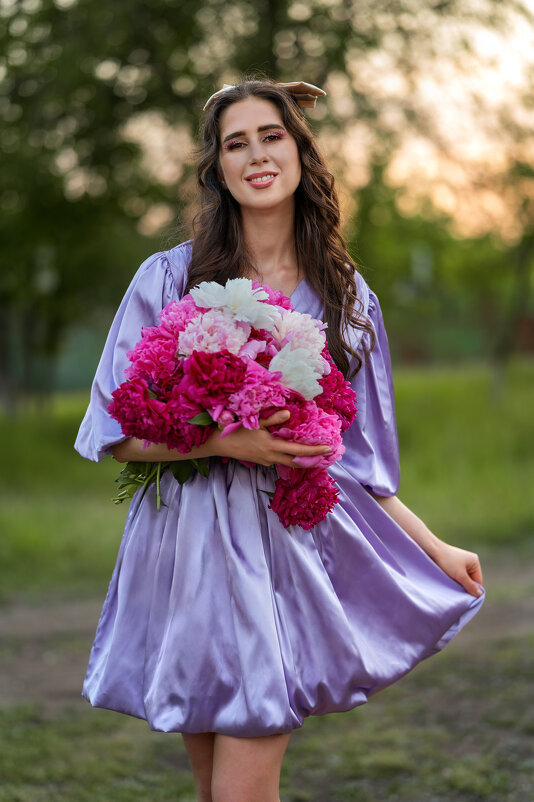 Мария в романтичном образе с пионами - Viktoria Anufrieva