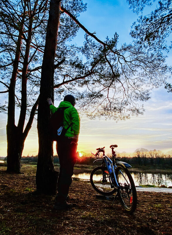 *** - Игорь Чичиль