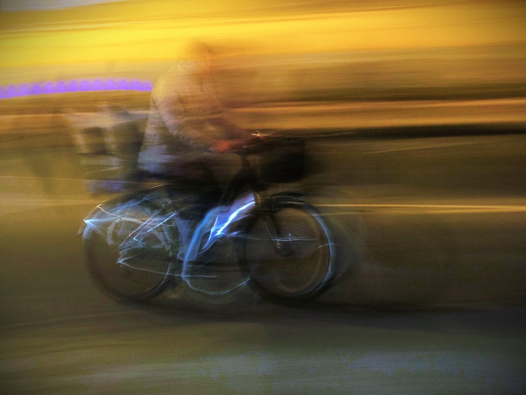 Призрачный велосепидист - Магомед .