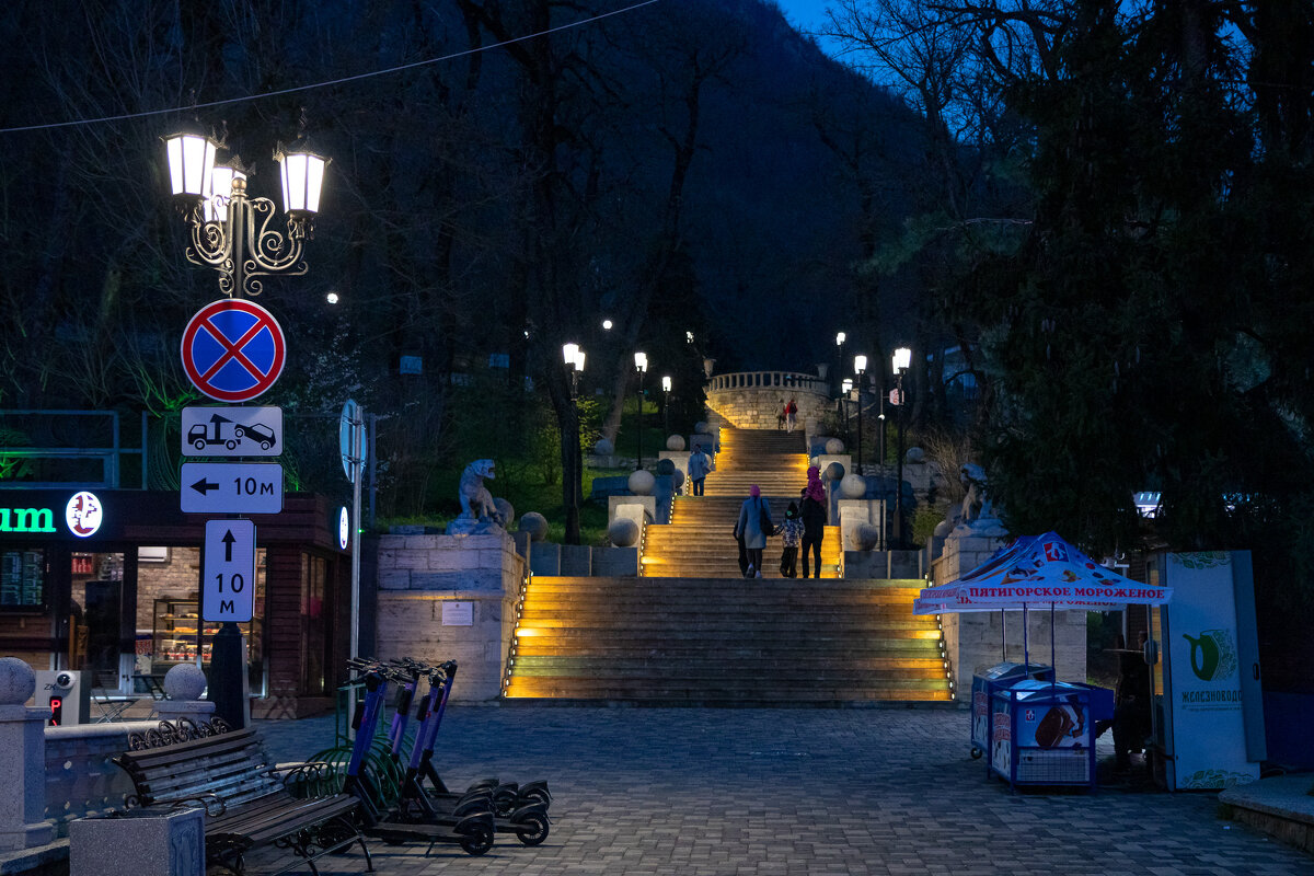 Каскадная лестница. Железноводск. - Андрей Дурапов