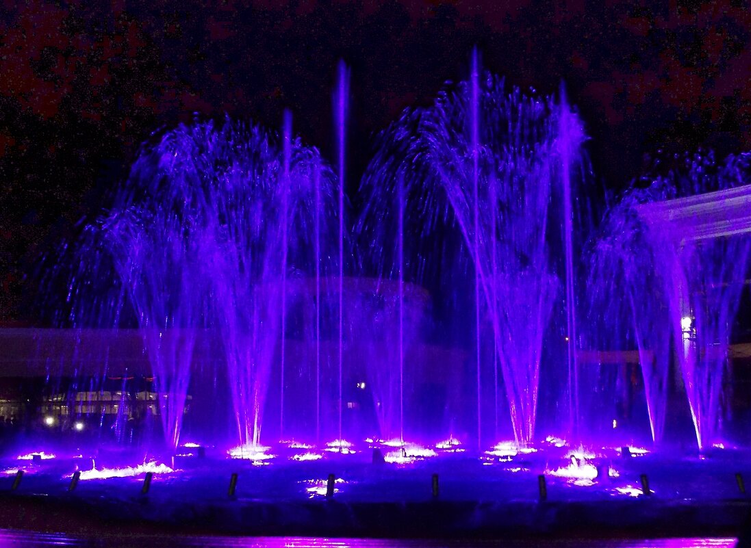 Вечерний фонтан - Galina Solovova