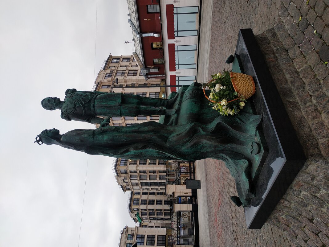 * * * - Андрей Лукьянов * * * - Андрей Лукьянов