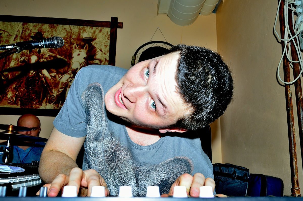 Кавер групп. - Юрий Полторыхин.