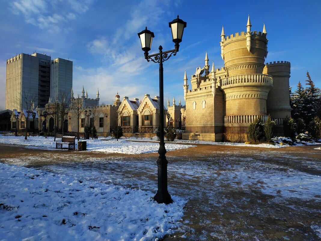 Предзимье в городе - Андрей Лукьянов