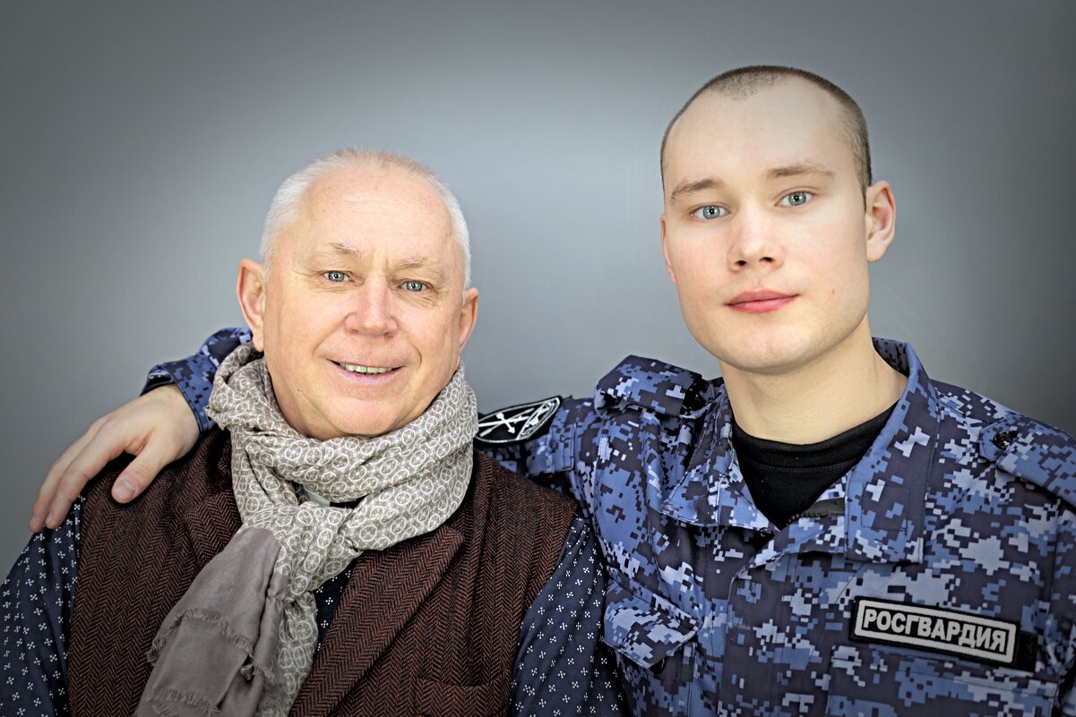 встреча отца сына с армии - Александра Николаева