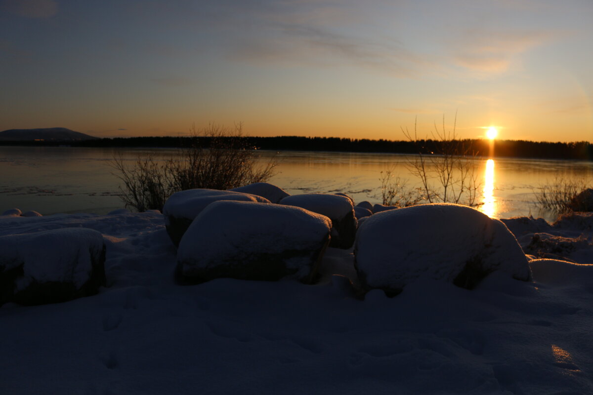 У озера - Ольга 