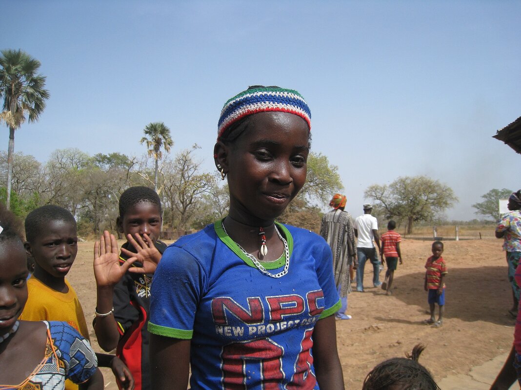 Африканская девушка с ракушкой. - unix (Илья Утропов) Африканская девушка с ракушкой. - unix (Илья Утропов)