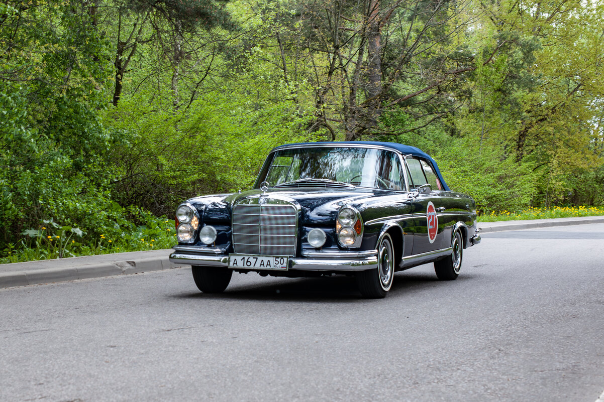 Eсли у тебя Мерседес - у тебя все хорошо, если у тебя старый Мерседес - у тебя давно все хорошо. - Владимир Eсли у тебя Мерседес - у тебя все хорошо, если у тебя старый Мерседес - у тебя давно все хорошо. - Владимир