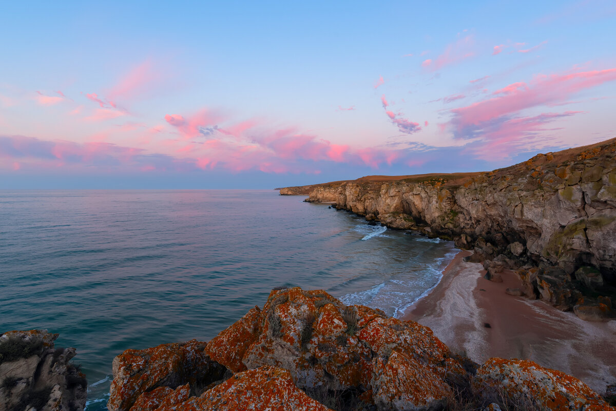 вечерний пляж - Виталий Емельянов