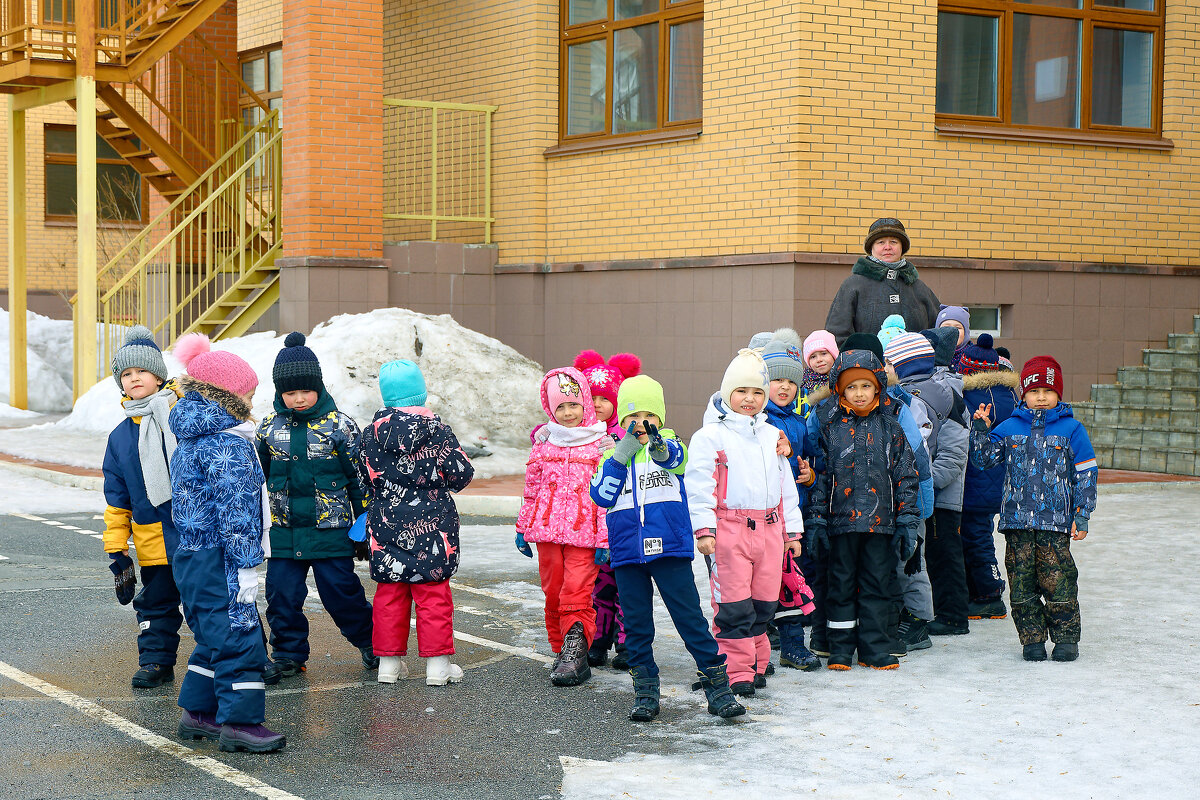 На прогулку - Дмитрий Конев На прогулку - Дмитрий Конев