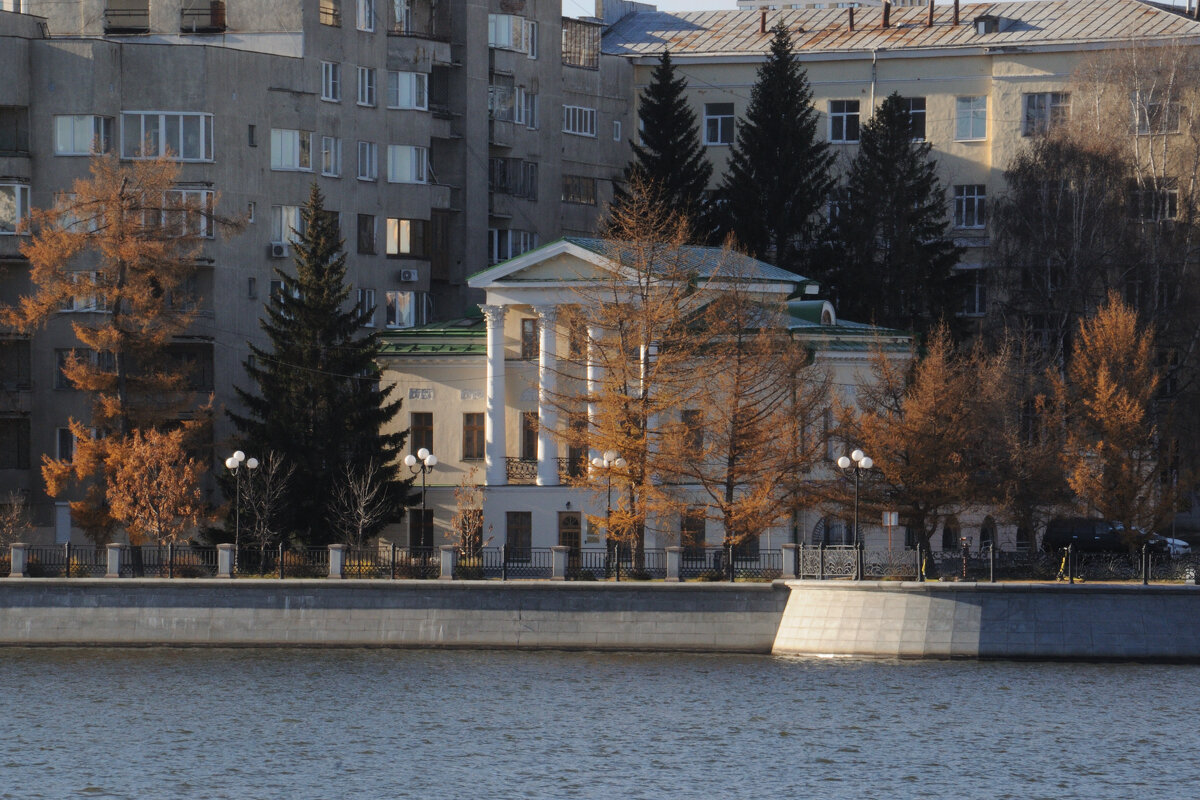 *** - Сергей Сергеев