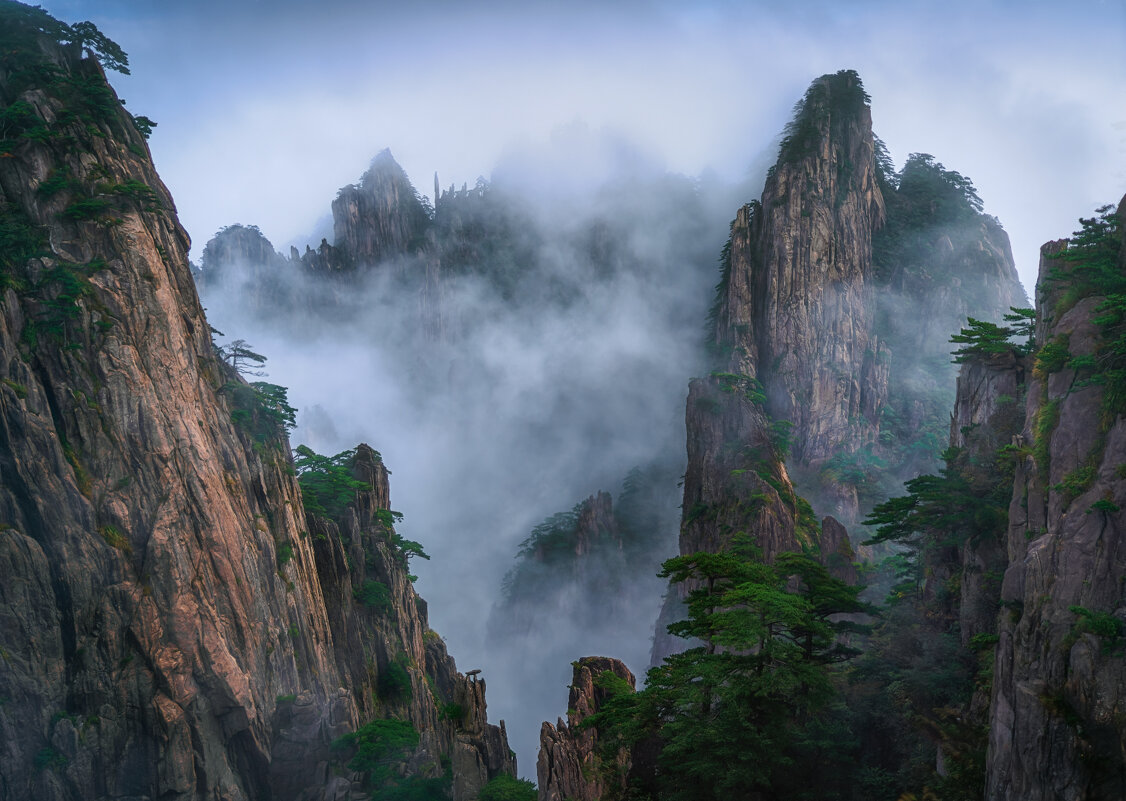 Вершины в облаках - svabboy photo Вершины в облаках - svabboy photo