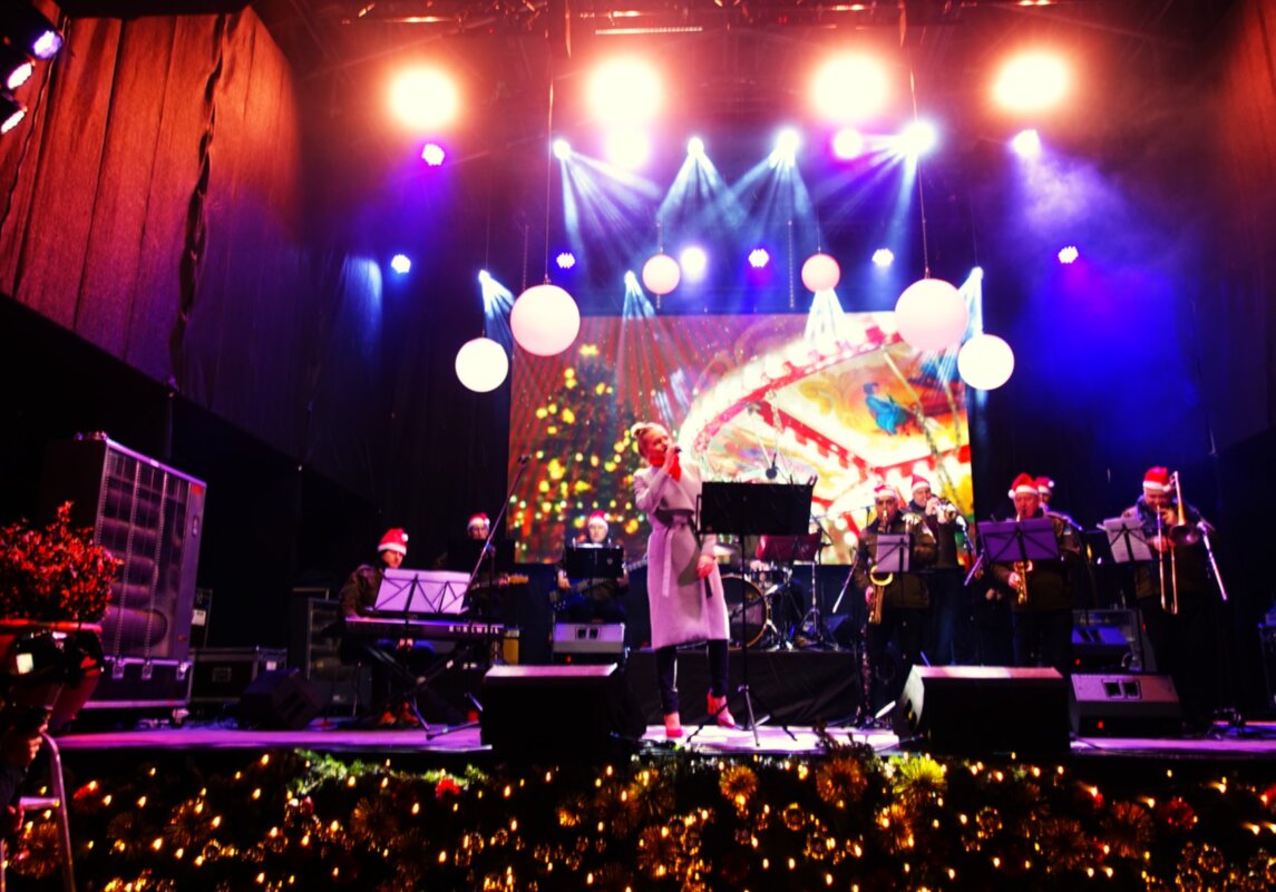 Концерт на открытии Рождественской ярмарки - Aida10 