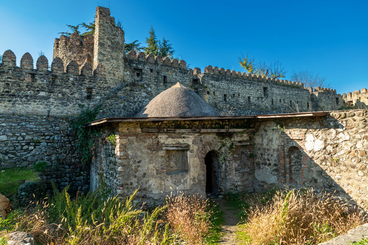 Баня на территории крепости Батонис-цихе в Телави. Грузия. - Дина Евсеева