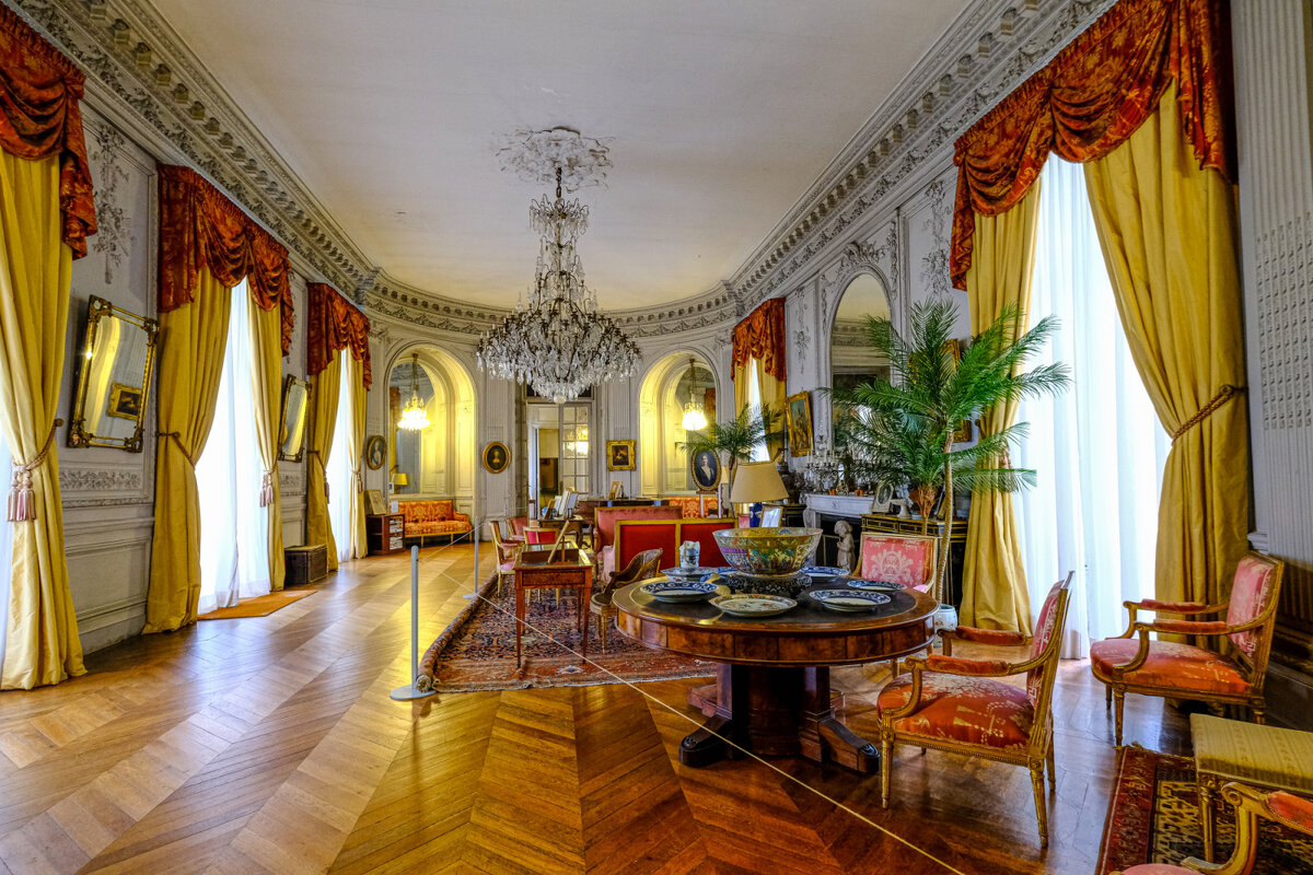 Приемный зал замка Люде - Георгий А