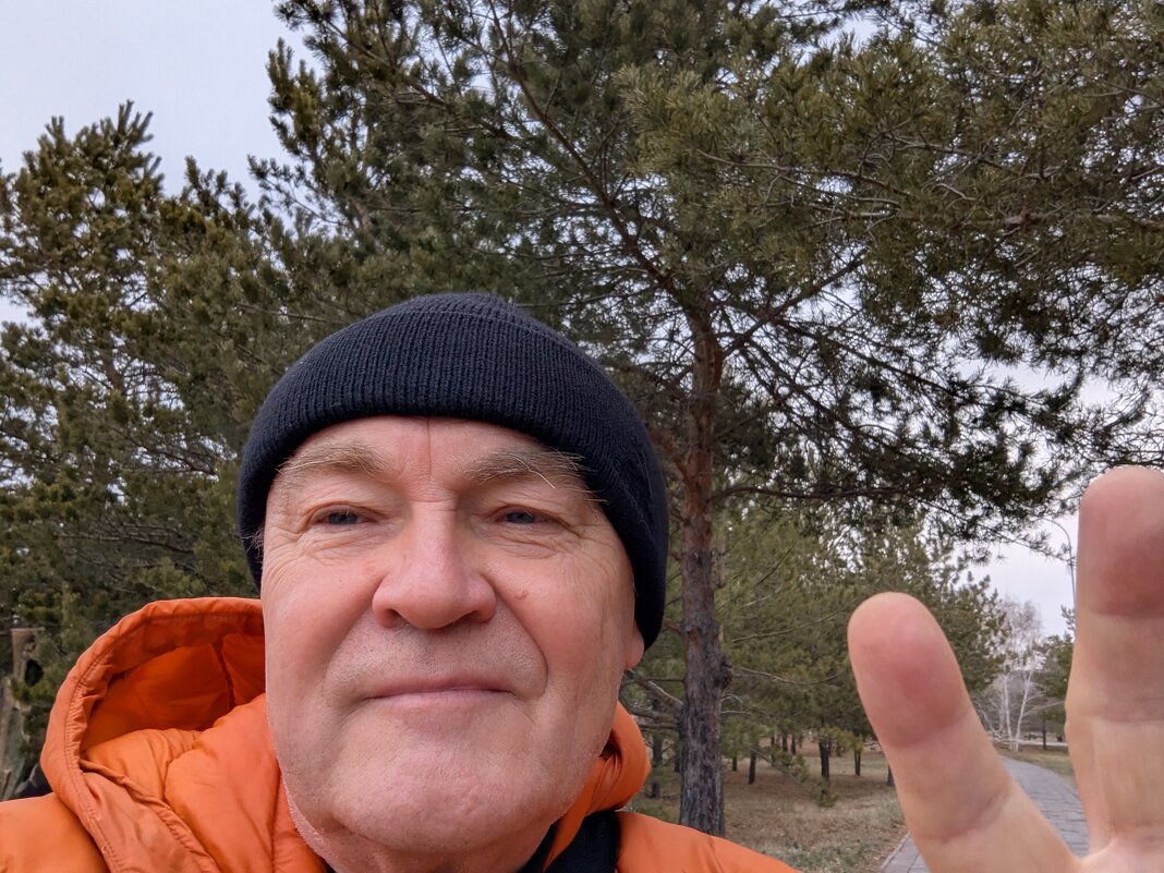 Всем доброго дня - Андрей Хлопонин