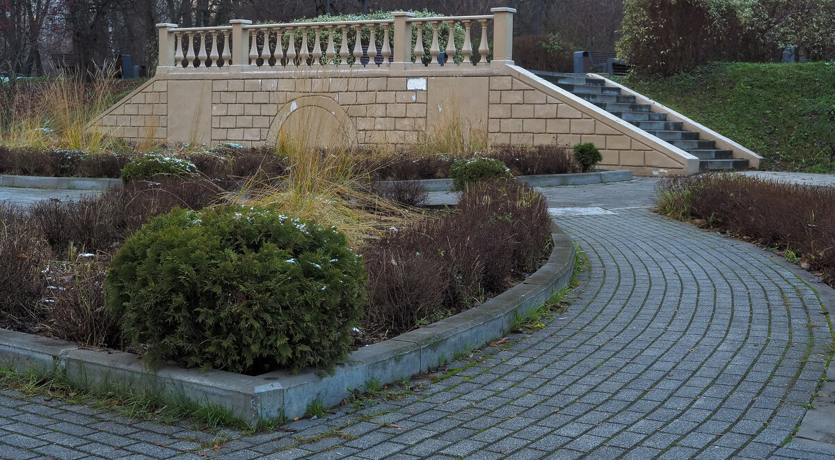 В Осеннем Парке - юрий поляков