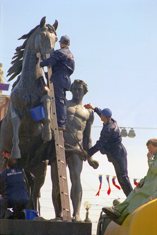 Санкт-Петербург. Перед Днём города. - Игорь Олегович Кравченко