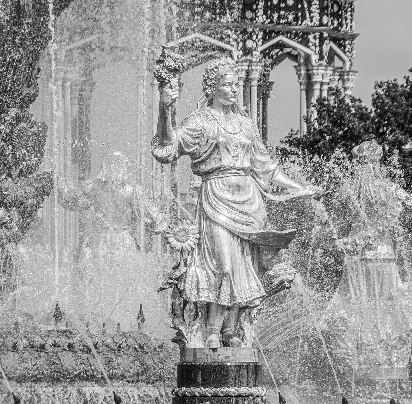 Москва монохромная. - Владимир Мигонькин