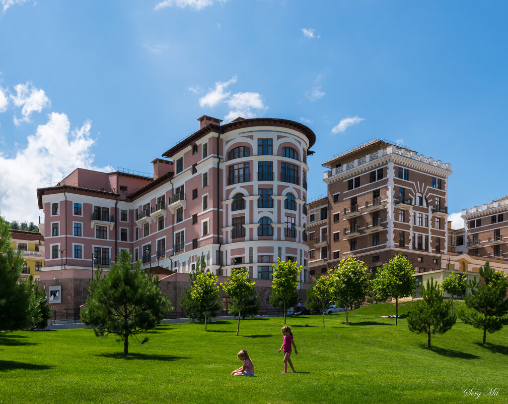 На Красной Поляне - Сергей Алексеевич Митянин