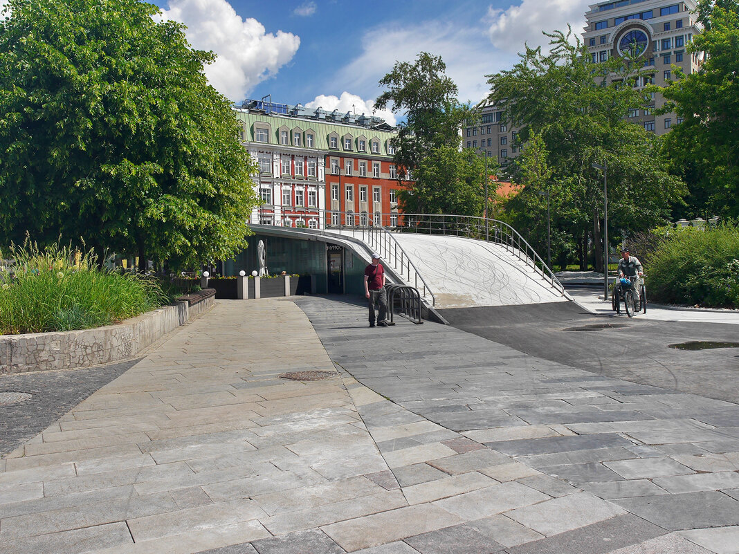 Крымская набережная - Игорь Белоногов