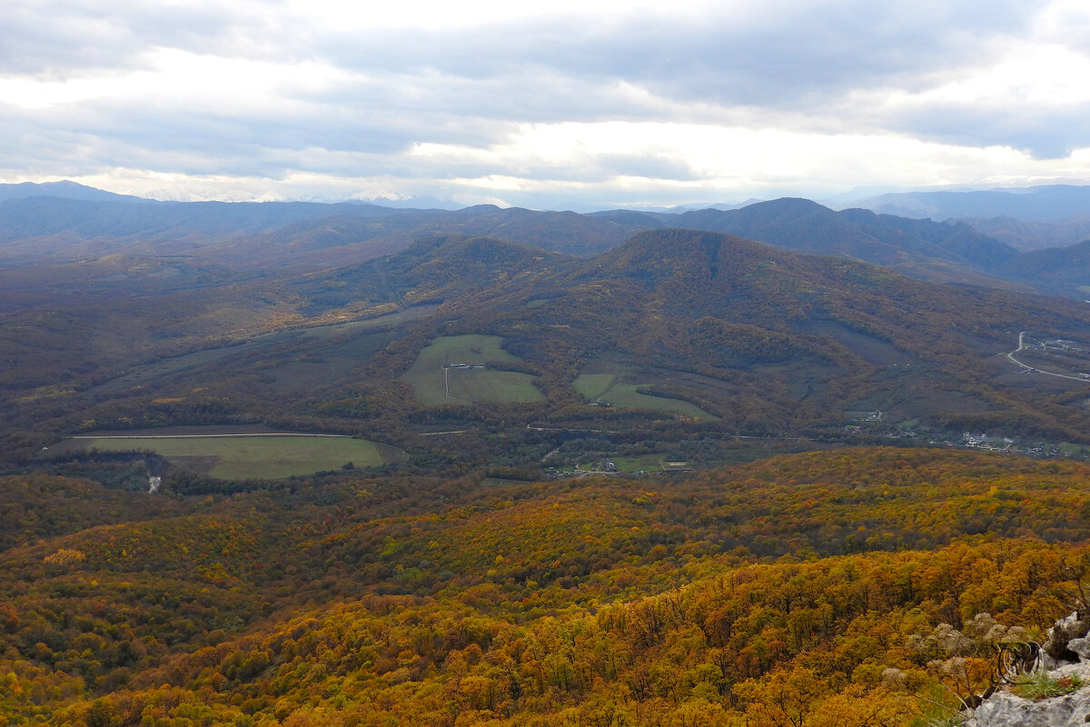 Вид с Чертового Пальца - Юрий Словецкий