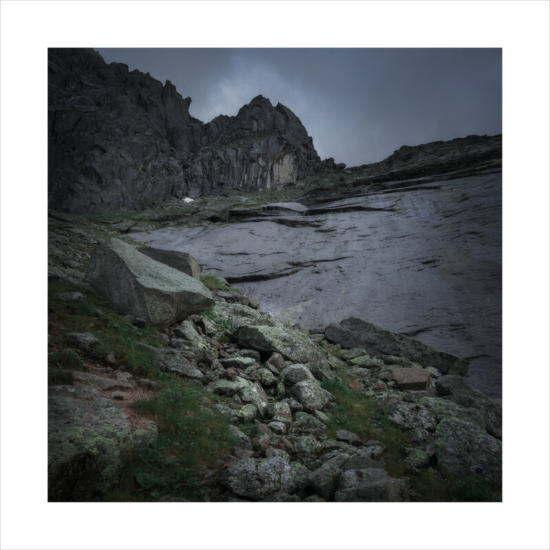 * - Александр Иванов