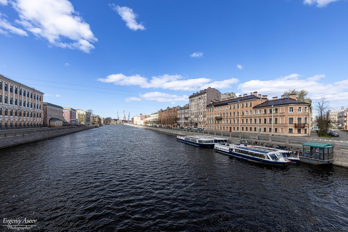 Весенний день на Фонтанке - Евгений 